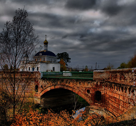 Мост и Богородице - Казанский храм