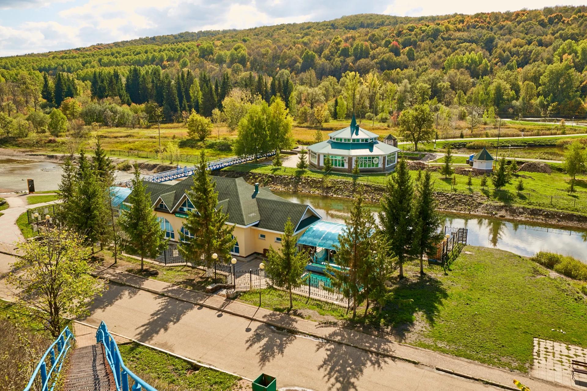 Страусиная ферма и соляные источники Красноусольска (из Бирска)